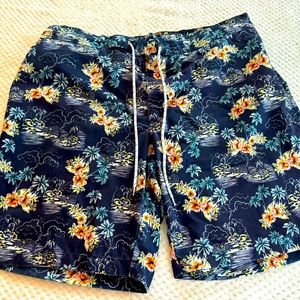 Men’s swim trucks size xl excellent condition
